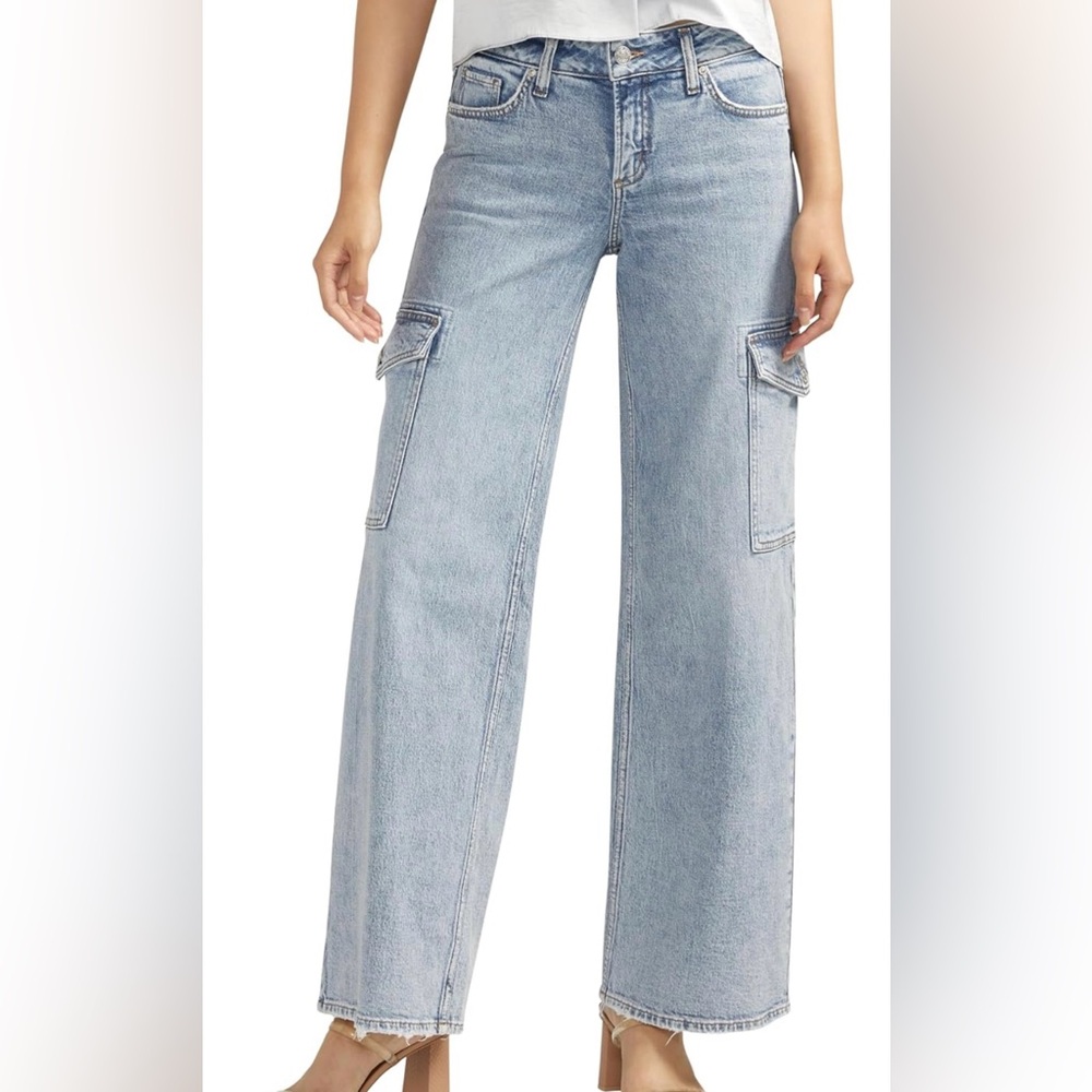 Silver Jeans Women's Light Wash Wide Leg Jeans
